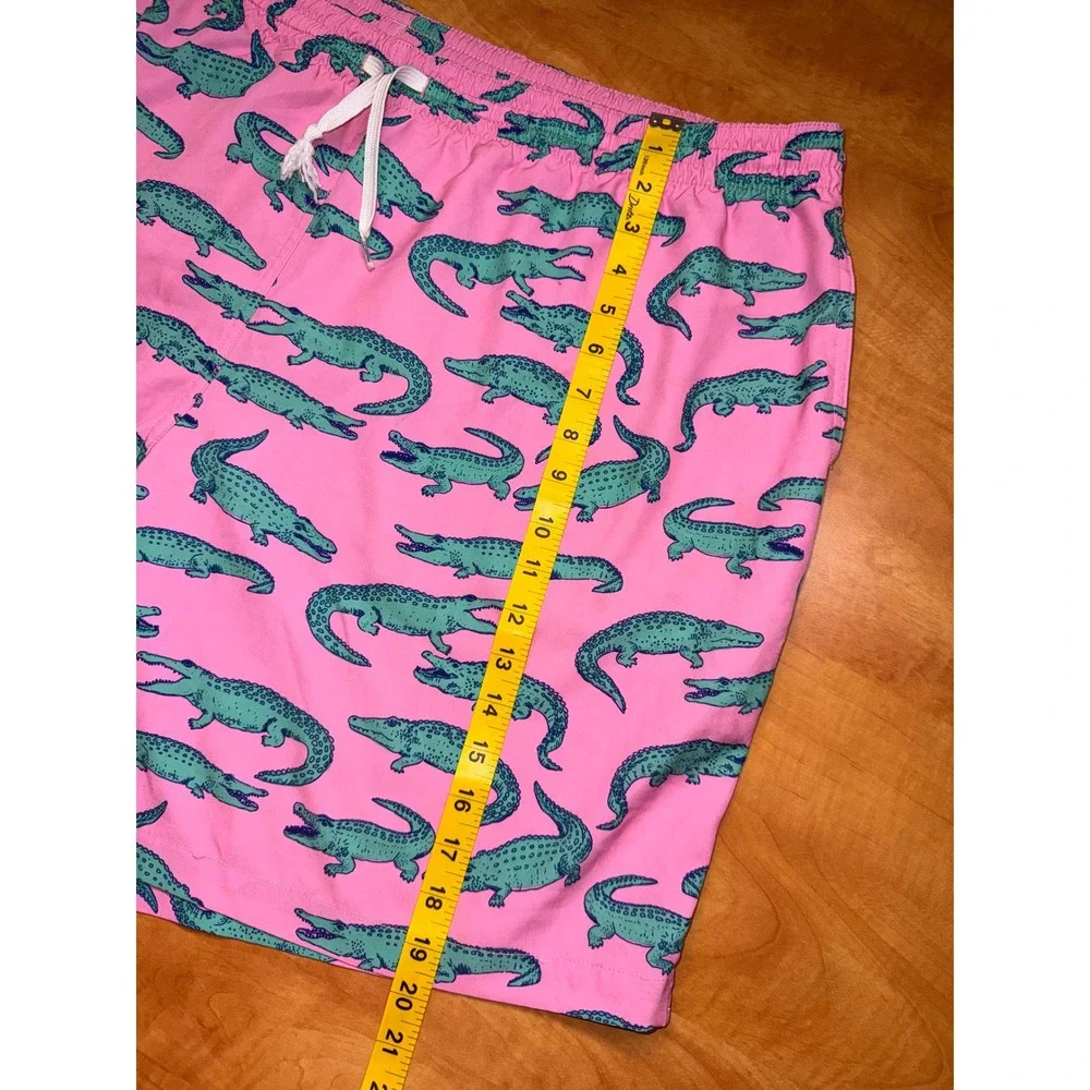 chubbies swim trunks